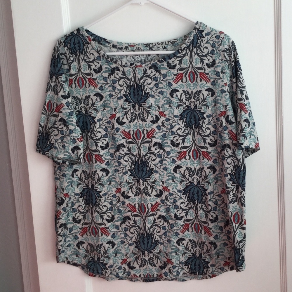 LOFT ballet t-shirt with floral design